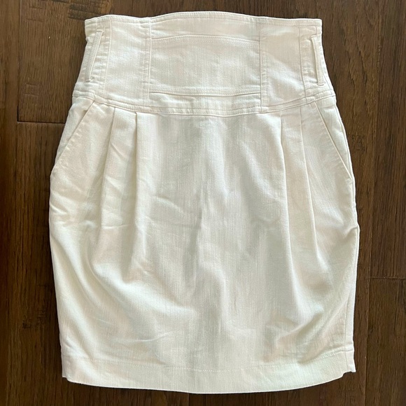 Castro Skirt - Picture 2 of 11